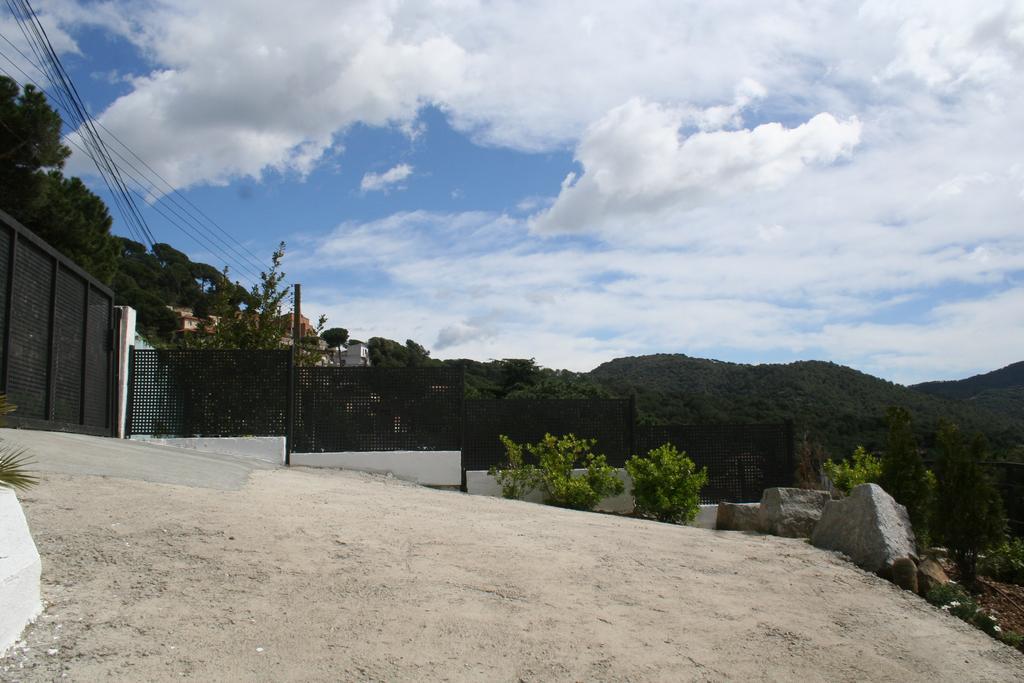 Casa Ceca De La Playa Y Barcelona, Con Piscina Climatizada Y Jacuzzi Villa Vallromanes Værelse billede